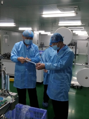 汕尾医用口罩企业顺利通过省药监局GMP体系核查，技术服务彰显行业典范